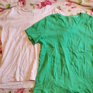 2 White Stag tee shirts